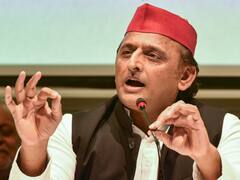 अखिलेश यादव ने किया था फोन, फिर डिंपल के नामांकन में क्यों नहीं आए चाचा शिवपाल?