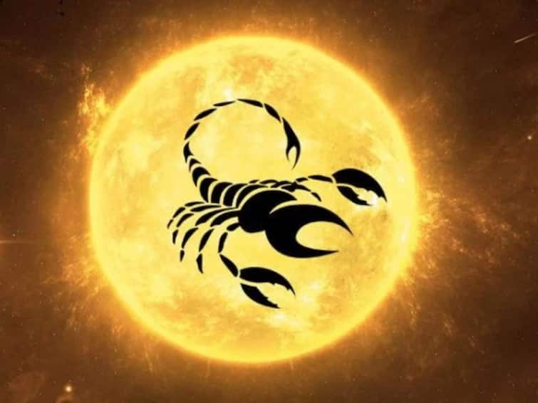  sun transit 2022 in scorpio these zodiac signs can give problem   Sun Transit 2022 : वृश्चिक राशीत सूर्याचे संक्रमण, 'या' राशींचं होणार नुकसान  