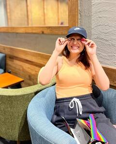 Shraddha Das: చాక్లెట్ తింటూ ఛిల్ అవుతున్న శ్రద్దా దాస్