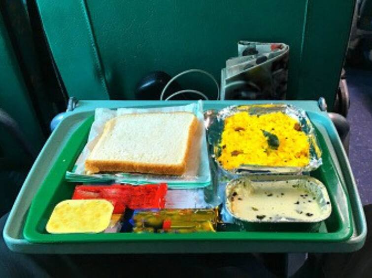 Nagpur News Passengers will get local food in the train Approval of Railways to IRCTC IRCTC : रेल्वेत मिळणार आता  प्रवाशांच्या आवडीचे तसेच स्थानिक खाद्यपदार्थ , रेल्वे प्रवाशांना मोठा दिलासा