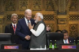 PM Modis speech in G20 Summit: Modi and Biden again meet in g-20 2022, video viral Video: ફરી દેખાઇ પીએમ મોદી-બાયડેનની દોસ્તી, G-20ના મંચ પર બાયડેન અને મોદી એકબીજાને ભેટી પડ્યા ને પછી....