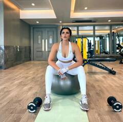 Shama Sikander Pics: શમા સિકન્દરની વર્કઆઉટ કરતી તસવીરોએ લગાવી આગ, જુઓ હોટ અંદાજ