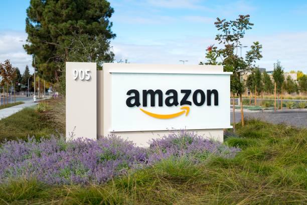 Amazon is the latest in the list of firms firing in mass. The company is reportedly laying off 10,000 people in corporate and technology jobs, which is about 1 per cent of its workforce. [Image Credit: Getty]