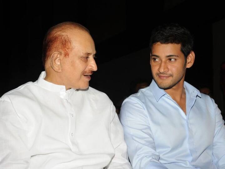 Veteran Actor Krishna passed away Mahesh Babu Father Dies at 80 department of a hospital cardiac arrest Hyderabad Mahesh Babu Father Death: साउथ सुपरस्टार महेश बाबू के पिता का निधन, हार्ट अटैक आने के बाद अस्पताल में थे भर्ती