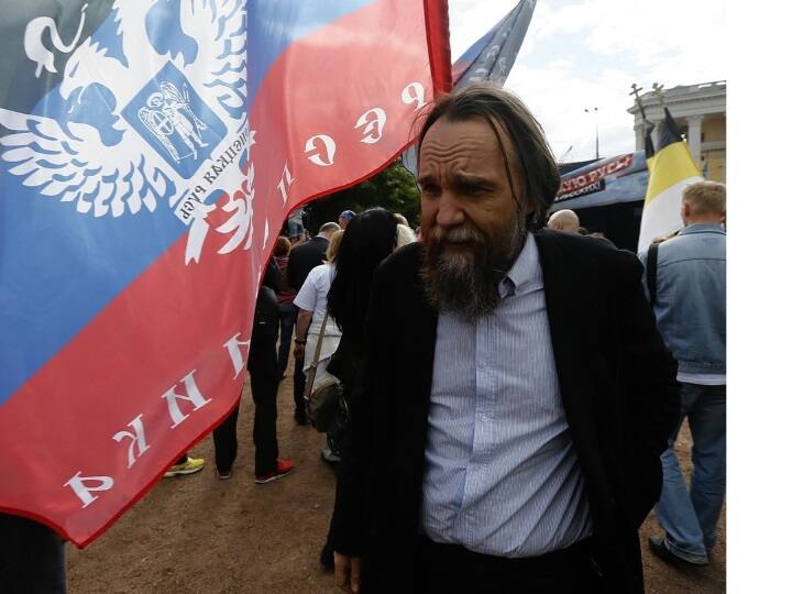 Russia Vladimir Putin right hand Alexander Dugin U turns on his death threat Russia- Ukraine War: पुतिन को उनके करीबी अलेक्जेंडर डुगिन ने दी थी मारने की धमकी, अब अपने बयान से पलटे