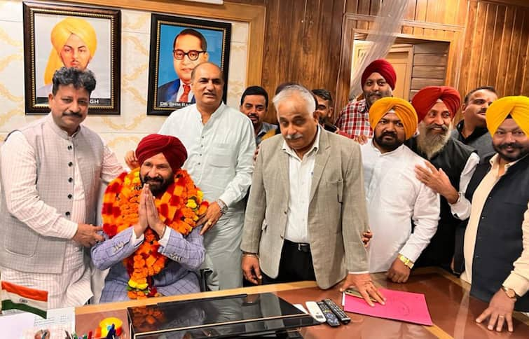 Jagtar Singh Sanghera took over as the Chairman of Jalandhar City Improvement Trust ਜਗਤਾਰ ਸਿੰਘ ਸੰਘੇੜਾ ਨੇ ਨਗਰ ਸੁਧਾਰ ਟਰੱਸਟ ਜਲੰਧਰ ਦੇ ਚੇਅਰਮੈਨ ਵਜੋਂ ਅਹੁਦਾ ਸੰਭਾਲਿਆ