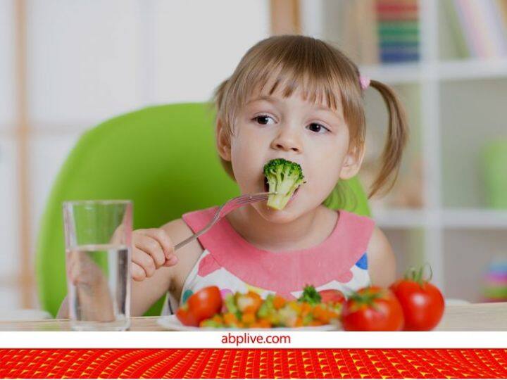 Must include these superfoods to boost up your kids brain health alternatively the body Brain diet for kids: आइंस्टाइन जैसे दिमाग के लिए बच्चों को जरूर खिलाएं ये सुपरफूड्स
