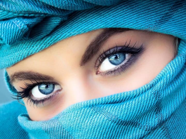 This is the science behind people have different colored eyes कुछ की आंखें भूरी और काली, तो कुछ की नीली क्यों? जानिए आंखों के अलग-अलग रंग होने के पीछे का साइंस