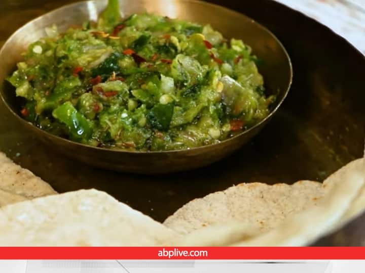 Thecha Recipe: सर्दियों में बनाएं महाराष्ट्रीयन अंदाज में ठेचा, कई गुना बढ़ जाएगा परांठों का स्वाद recipe make Maharashtrian Thecha Recipe at home learn recipe Thecha Recipe: सर्दियों में बनाएं महाराष्ट्रीयन अंदाज में ठेचा, कई गुना बढ़ जाएगा परांठों का स्वाद