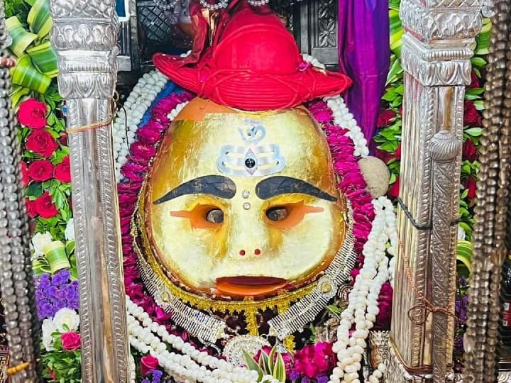 Kaal Bhairav Ashtami 2022 Ujjain Kaal Bhairav Mandir Puja Date Time Puja Vidhi Upaay and Shubh Muhurt ANN Kaal Bhairav Ashtami 2022: काल भैरव की आराधना से कम होता है शनि का प्रकोप, भैरवाष्टमी पर जानें अचूक उपाय