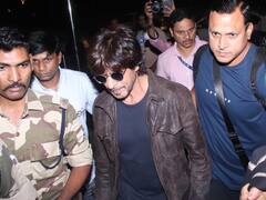 कूल लुक में दिखे SRK तो सुहाना ने पहना मास्क, मुंबई एयरपोर्ट पर नजर आई पिता-बेटी की जोड़ी