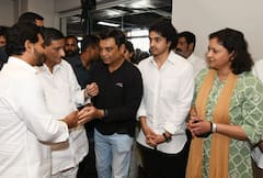 In Pics: సూపర్ స్టార్ కృష్ణకు సీఎం జగన్ నివాళి - మహేశ్‌ను ఆలింగనం చేసుకొని పరామర్శ