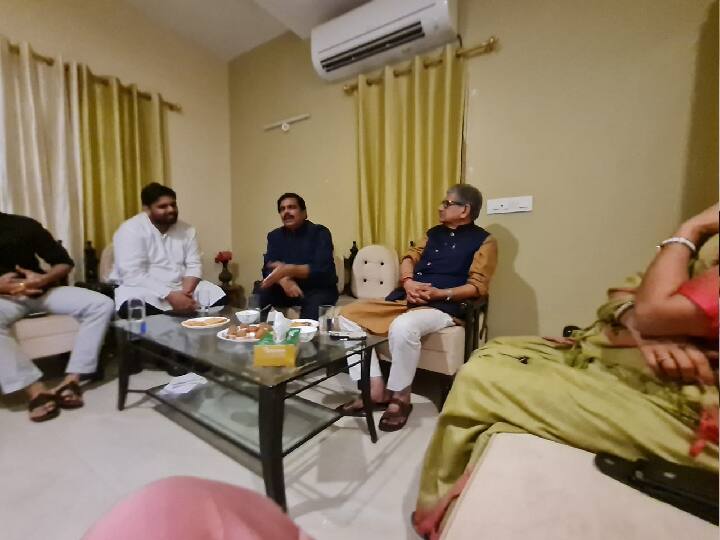 Anand Mohan: JDU Leader Lalan Singh Visit to Anand Mohan House RJD MLA Chetan Anand Shared Pictures Anand Mohan: आनंद मोहन के घर पहुंचे ललन सिंह, जानिए लंबी मुलाकात में कौन कौन रहा साथ, बेटे चेतन ने दी ये जानकारी