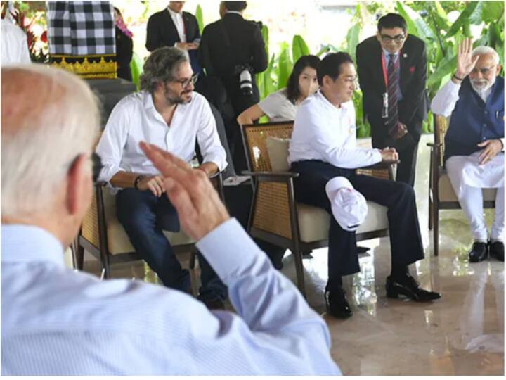 America President Jo Biden salute to PM Modi at G-20 Summit after warm Handshake in Bali G-20 Summit में अमेरिकी राष्ट्रपति बाइडेन ने पीएम मोदी को किया सलाम, एक दिन पहले गर्मजोशी से मिले थे दोनों नेता