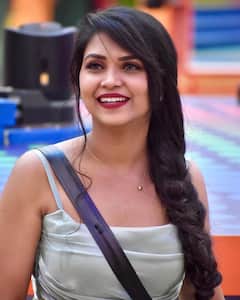 Karthika Deepam Amulya Gowda Photos:  బిగ్ బాస్ హౌస్ లో 'కార్తీకదీపం' రౌడీ బేబీ శౌర్య( అమూల్య గౌడ) లుక్