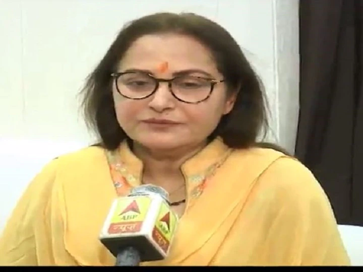 पूर्व सांसद अभिनेत्री जयप्रदा के खिलाफ जमानती वारंट जारी, आचार संहिता के उल्लंघन का आरोप