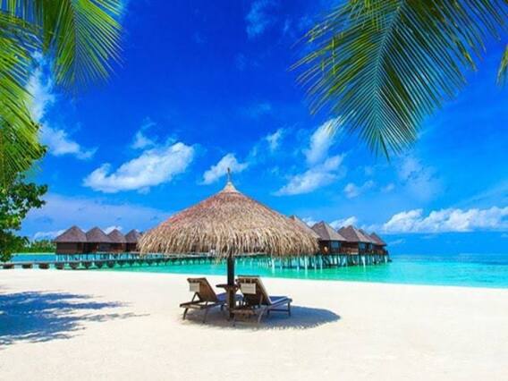 Winter Destinations: कड़ाके की ठंड में गर्मी का एहसास दिलाएंगे ये टूरिस्ट प्लेस, आज ही बना लें प्लान Winter Destinations: कड़ाके की ठंड में गर्मी का एहसास दिलाएंगे ये टूरिस्ट प्लेस, आज ही बना लें प्लान