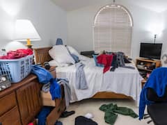 Morning Tips: सुबह उठकर भूलकर भी न करें ये काम, रूठ जाएंगी लक्ष्मी जी, नहीं मिलेगी सफलता