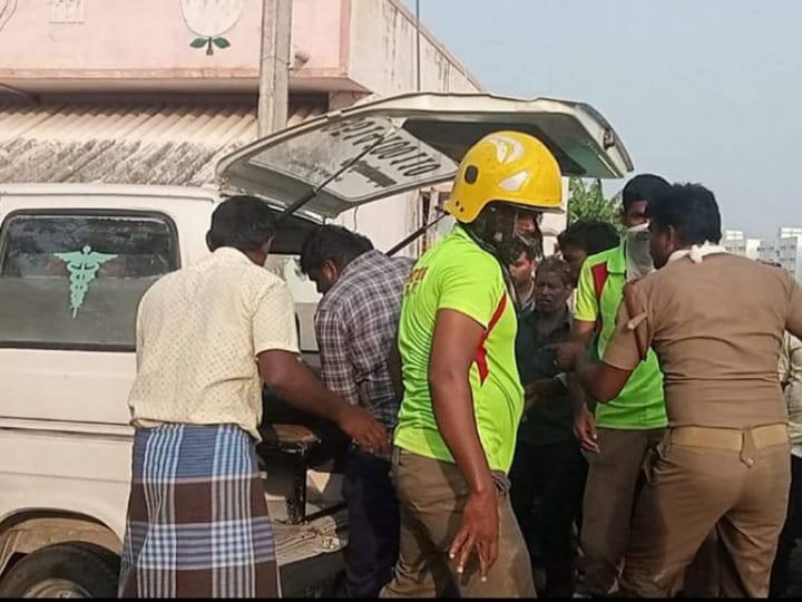 கரூரில் விஷவாயு தாக்கி இறந்த 3 தொழிலாளர்கள் - உடலை வாங்க உறவினர்கள் மறுப்பு