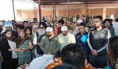 Nachattar Gill: ਨਛੱਤਰ ਗਿੱਲ ਦੀ ਪਤਨੀ ਦਲਵਿੰਦਰ ਕੌਰ ਦਾ ਹੋਇਆ ਅੰਤਿਮ ਸਸਕਾਰ, ਨਮ ਅੱਖਾਂ ਨਾਲ ਦਿੱਤੀ ਪਤਨੀ ਨੂੰ ਵਿਦਾਇਗੀ