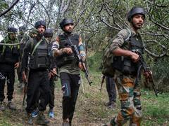 जम्मू-कश्मीर में बर्फबारी ने बढ़ाई चुनौती, आतंकियों की घुसपैठ रोकने के लिए सेना ने ड्रोन और स्निफर डॉग की तैनाती की