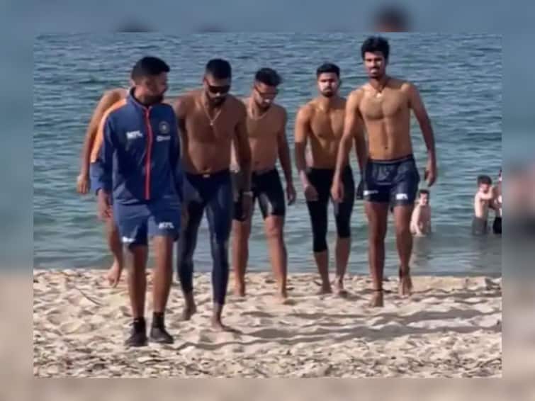 India tour of New Zealand 2022 Team India Cricketers Shirtless video at new zealand beach before IND vs NZ Matches Team India : देसी बॉईज! न्यूझीलंडच्या समुद्रकिनारी टीम इंडियाच्या खेळाडूंचा डँशिंग लूक, पाहा Viral Video