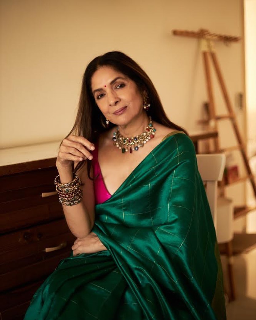 Neena Gupta's Fish Printed Saree On Her Instagram Feed - Boldsky.com