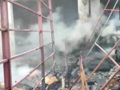 नवी मुंबई के फल बाजार में लगी आग, दमकल की तीन गाड़ियां मौके पर पहुंची