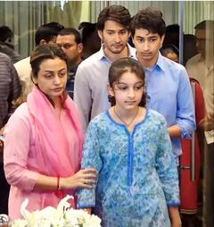 Krishna Funeral pics: தெலுங்கு நடிகர் கிருஷ்ணாவின் இறுதி சடங்கில் இரங்கல் தெரிவித்த பிரபலங்கள்!