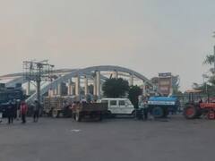 अमृतसर में मुआवजे की मांग को लेकर किसानों का प्रदर्शन, भंडारी पुल पर घंटों रहा जाम