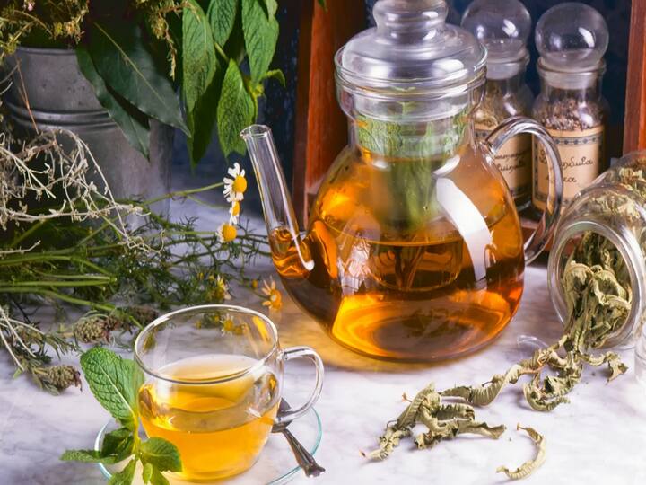 डा-होंग पाओ टी ची पाने अतिशय कमी असतात. काही ठिकाणी ग्राहक 10 ग्रॅम चहा पावडरसाठी 10 ते 20 लाख रुपये मोजतात.