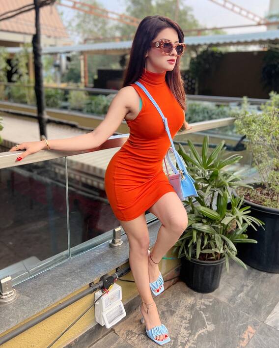 Avneet Kaur PHOTO: ਅਵਨੀਤ ਕੌਰ ਨੇ ਦਿਖਾਇਆ ਅਜਿਹਾ ਕਿਲਰ ਲੁੱਕ, ਜਿਸ ਨੇ ਫੈਨਜ਼ ਦੇ ਦਿਲਾਂ ਦੀ ਧੜਕਣ ਵਧਾ ਦਿੱਤੀ। Avneet Kaur PHOTO: ਅਵਨੀਤ ਕੌਰ ਨੇ ਦਿਖਾਇਆ ਅਜਿਹਾ ਕਿਲਰ ਲੁੱਕ, ਜਿਸ ਨੇ ਫੈਨਜ਼ ਦੇ ਦਿਲਾਂ ਦੀ ਧੜਕਣ ਵਧਾ ਦਿੱਤੀ।