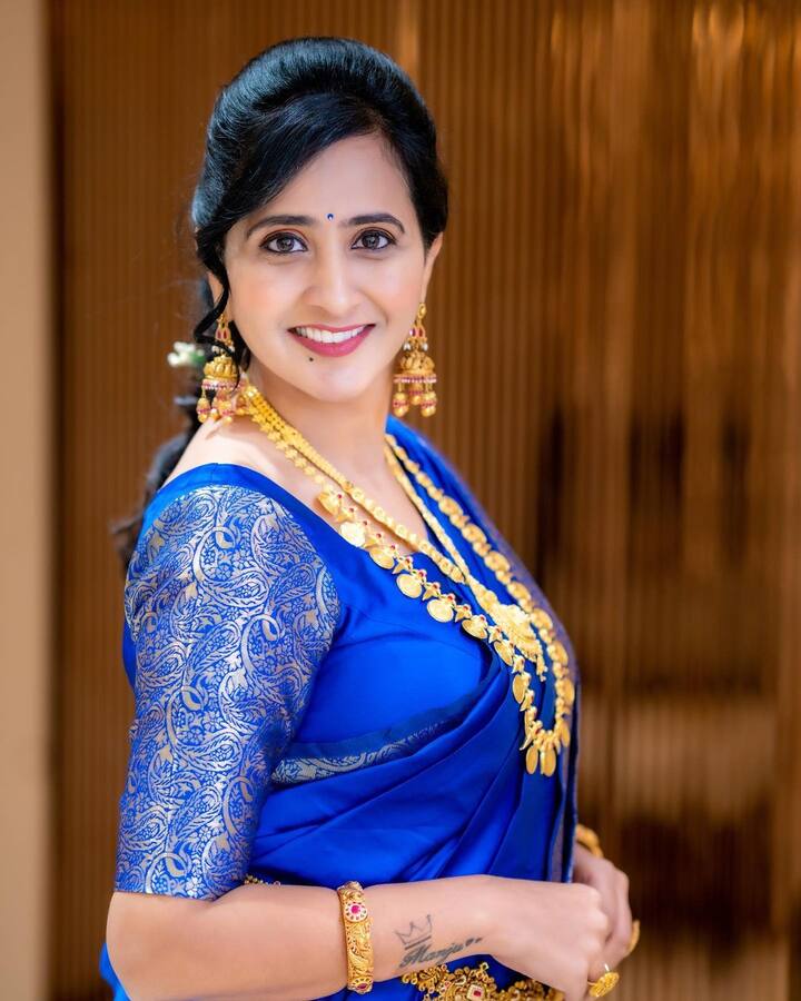 ప్రస్తుతం ఈ అమ్మడు రెండో సారి తల్లి కాబోతుంది.Image Credit: Lasya/ Instagram