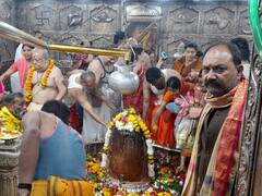 उज्जैन के महाकालेश्वर मंदिर में पैसे पर भारी प्रोटोकॉल, पंडित-पुरोहित भी विरोध में