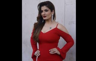 Stylish Photos: 48 વર્ષીય એક્ટ્રેસની ડિફરન્ટ સ્ટાઇલ, શર્ટની સાથે પેર કર્યુ સ્કર્ટ, તસવીરો વાયરલ