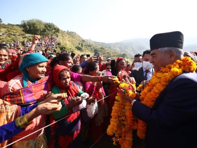 Nepal Election 2022 There Is A Stir In Nepal Regarding The General  Elections Know Which Party Is Currently In Power | Nepal Election: वर्तमान  सरकार में शामिल हैं 5 दल, पिछले आम