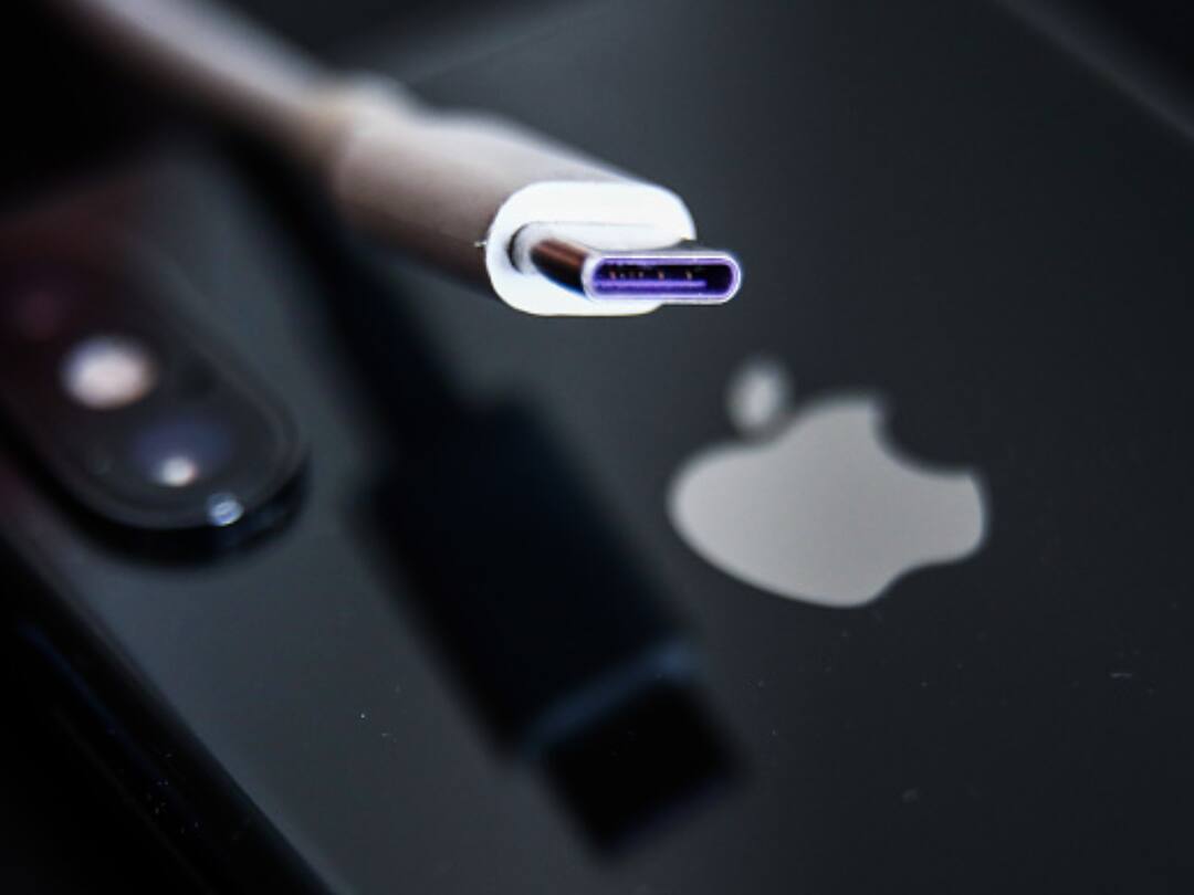 After EU, India Planning To Make USB Type-C As Common Charger For Smartphones, Tablets India USB type C charger common small devices Apple iphone lightning port Rohit Kumar Singh european union EU After EU, India Planning To Make USB Type-C As Common Charger For Smartphones, Tablets