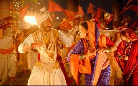 यूं तो अजय देवगन फरवरी में रिलीज हुई आलिया भट्ट स्टारर 'गंगूबाई काठियावाड़ी' में कैमियो करते दिखे थे. लेकिन इससे पहले उनकी फुलफ्लेज फिल्म 'तान्हाजी द अनसंग वॉरियर' थी. फिल्म को बॉक्स ऑफिस पर 15 करोड़ की ओपनिंग मिली थी. पहले वीकेंड में फिल्म 61.75 करोड़ और लाइफटाइम में 279 करोड़ की शानदार कमाई की थी. ये फिल्म एक ब्लॉक बस्टर साबित हुई थी.