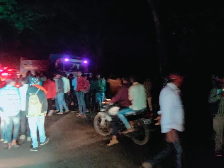 Chhattisgarh Road Accident: दुर्ग में तेज रफ्तार बस ने मोटरसाइकिल को मारी टक्कर, तीन लोगों की मौत