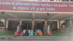 In Pics: माऊलीच्या संजीवन समाधी सोहळ्यासाठी आळंदीत अनेक दिंड्या दाखल; 10 लाखाहून अधिक भाविक येण्याची शक्यता