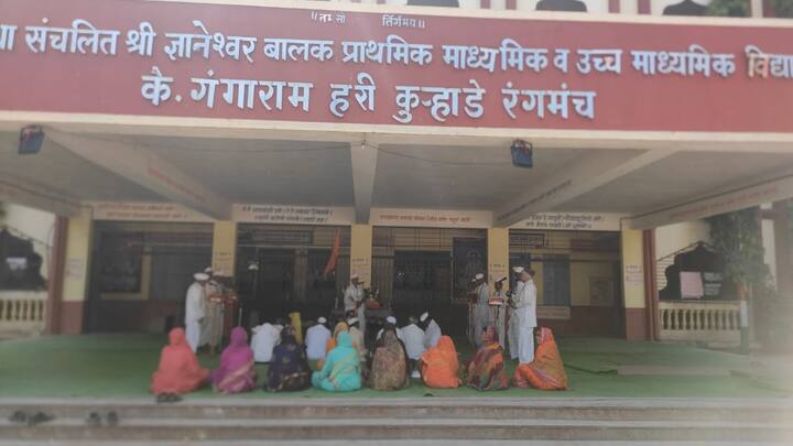 संत ज्ञानेश्वर महाराज 726 व्या संजीवन समाधी सोहळ्याला आजपासून जल्लोषात सुरुवात झाली आहे.