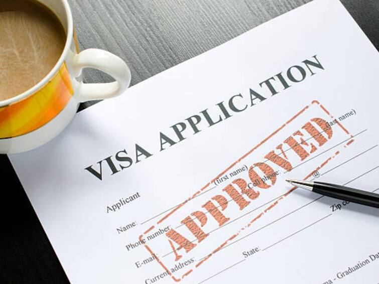 UK Govt Announces Young Professional Scheme Visas On Offer In First UK Ballot UK-India Visas: भारत के कितने यंग प्रोफेशनल्स को इस महीने मिलेगा वीजा, ब्रिटेन की सरकार ने बताया