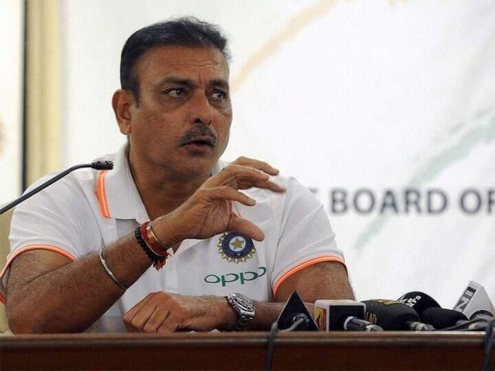 Ravi Shastri ने बताया टी20 फॉर्मेट में क्यों बनाना चाहिए नया कप्तान, Hardik Pandya को लेकर दी प्रतिक्रिया Ravi Shastri says about team india t20 format new captain hardik pandya ind vs nz Ravi Shastri ने बताया टी20 फॉर्मेट में क्यों बनाना चाहिए नया कप्तान, Hardik Pandya को लेकर दी प्रतिक्रिया