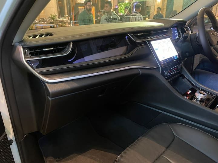 There is more with a 10 inch Heads up display, 10.1-inch (25.6-cm) touchscreen radio, 10.25-inch (26-cm) instrument cluster panel as well as segment-first 10.25-inch (26-cm) passenger display. (Source: Somnath Chatterjee)