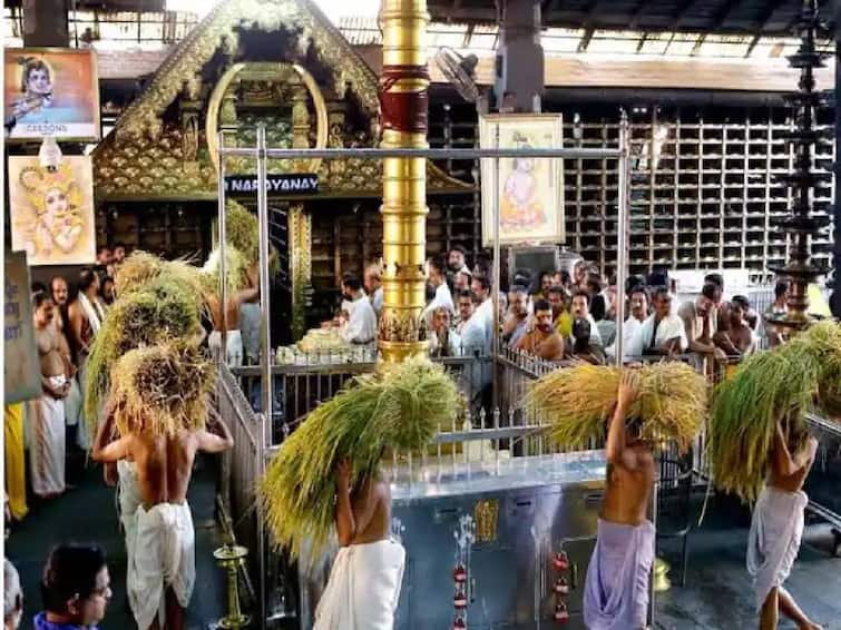 Sabarimala Temple Kerala govt withdraws handbook for cops on women entry Sabarimala: சபரிமலை கோயிலுக்குள் பெண்கள் அனுமதியா? எழுந்த எதிர்ப்புகள்.. உடனே வாபஸ் பெற்ற கேரள அரசு..!