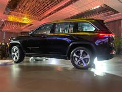Jeep Grand Cherokee Luxury SUV Launched — Check Images