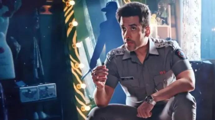 Tushar Re-Entry: actor tusshar kapoor will be comeback on the silver screen after five years Comeback: પાંચ વર્ષ બાદ સ્ટાર એક્ટરની ફિલ્મોમાં વાપસી, મર્ડર મિસ્ટ્રી ફિલ્મમાં પોલીસ બનીને આવ્યો, જુઓ...