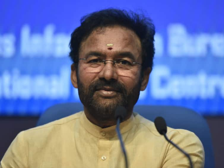 Union minister kishan reddy write letter to railway minister for halts at Mahabubnagar and Shadnagar Kishan Reddy: తెలంగాణలో ఆ 2 స్టేషన్లలో రైళ్లకు స్టాప్ ఏర్పాటు చేయండి- రైల్వే మంత్రికి కిషన్ రెడ్డి లేఖ