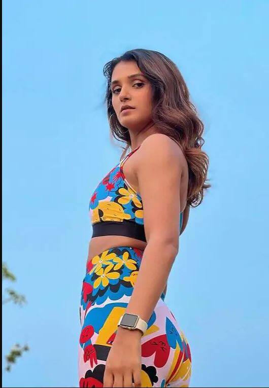 દિલ્હીમાં જન્મેલ શક્તિ મોહન સખત મહેનત દ્વારા સફળતાના આ શિખરે પહોંચી છે.