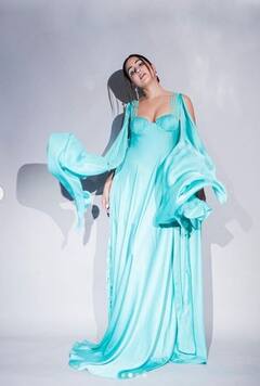 Hina Khan: ਹਿਨਾ ਖਾਨ ਦਾ ਲੇਟੈਸਟ ਫੋਟੋਸ਼ੂਟ ਦੇਖ ਕੇ ਫੈਨਜ਼ ਨੂੰ ਯਾਦ ਆਈ 'ਅਲਾਦੀਨ ਦੀ ਜੈਸਮੀਨ', ਦੇਖੋ ਖੂਬਸੂਰਤ ਤਸਵੀਰਾਂ